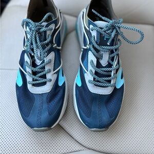 Fabletics women size 8 sneaker